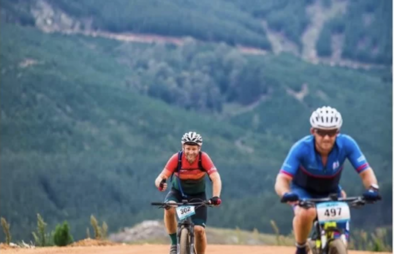 Dux MD Justin Greenwood in a bike race